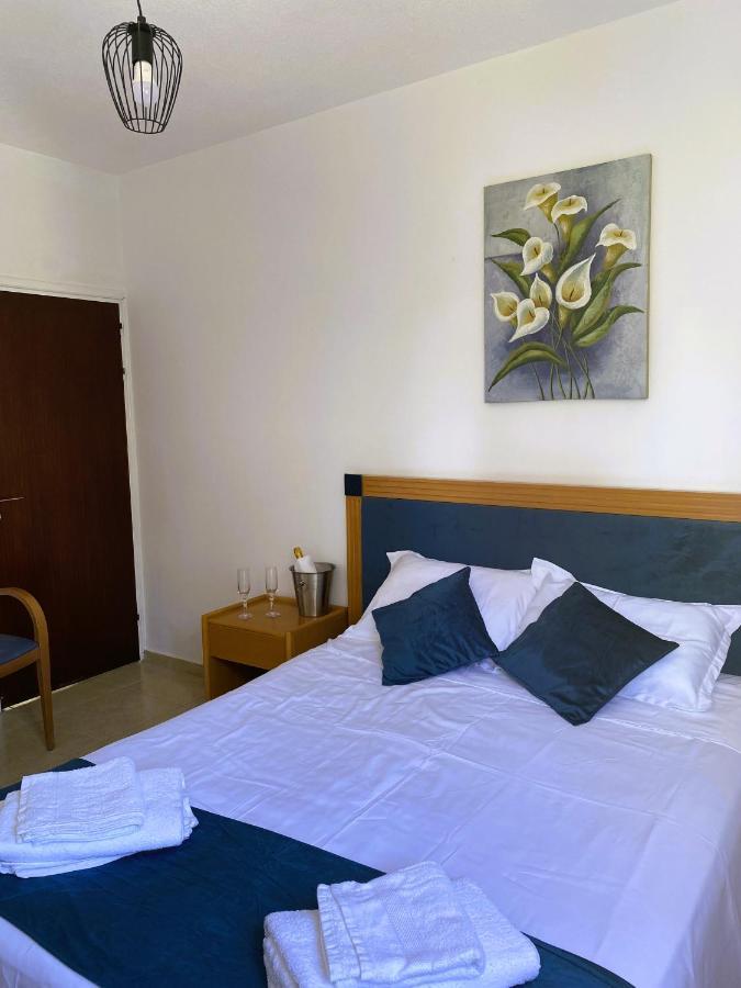 Penny'S Kato Paphos Apartment מראה חיצוני תמונה